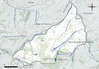 Carte en couleur présentant le réseau hydrographique de la commune