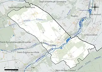 Carte en couleur présentant le réseau hydrographique de la commune