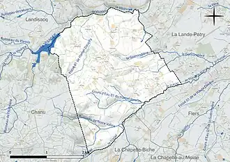 Carte en couleur présentant le réseau hydrographique de la commune