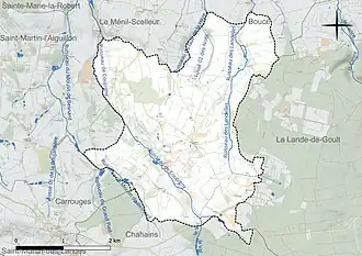 Carte en couleur présentant le réseau hydrographique de la commune