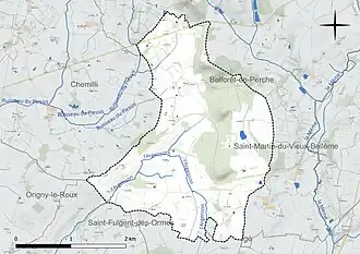 Carte en couleur présentant le réseau hydrographique de la commune