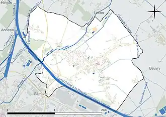 Carte en couleur présentant le réseau hydrographique de la commune