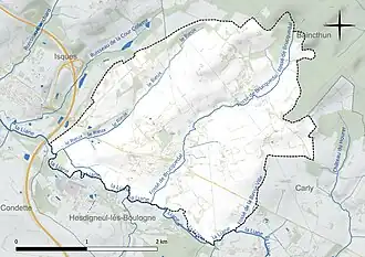 Carte en couleur présentant le réseau hydrographique de la commune