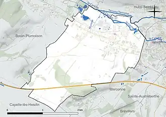 Carte en couleur présentant le réseau hydrographique de la commune
