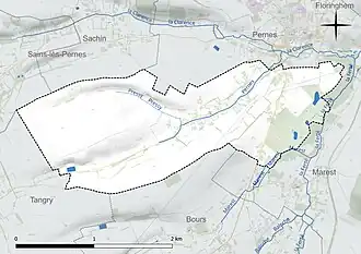 Carte en couleur présentant le réseau hydrographique de la commune
