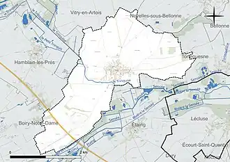 Carte en couleur présentant le réseau hydrographique de la commune
