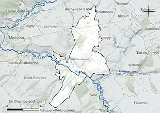 Carte en couleur présentant le réseau hydrographique de la commune