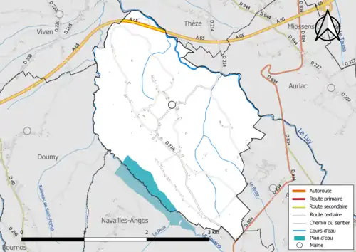 Carte en couleur présentant le réseau hydrographique de la commune