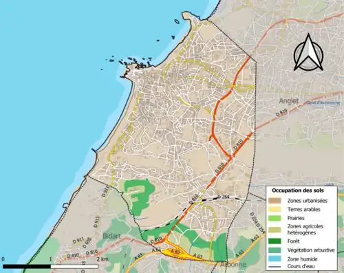Carte en couleurs présentant l'occupation des sols.