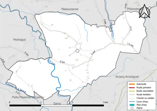 Carte en couleur présentant le réseau hydrographique de la commune