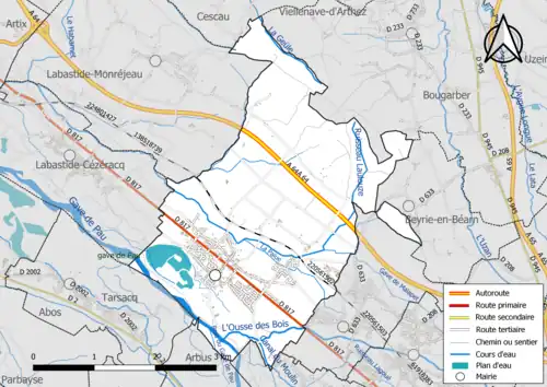 Carte en couleur présentant le réseau hydrographique de la commune