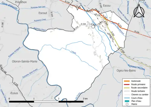 Carte en couleur présentant le réseau hydrographique de la commune