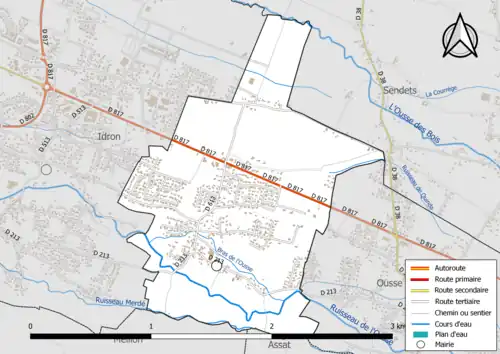 Carte en couleur présentant le réseau hydrographique de la commune