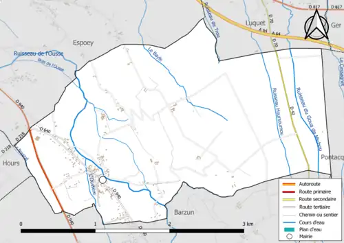 Carte en couleur présentant le réseau hydrographique de la commune
