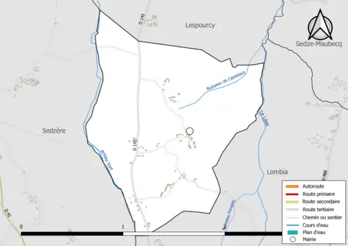 Carte en couleur présentant le réseau hydrographique de la commune