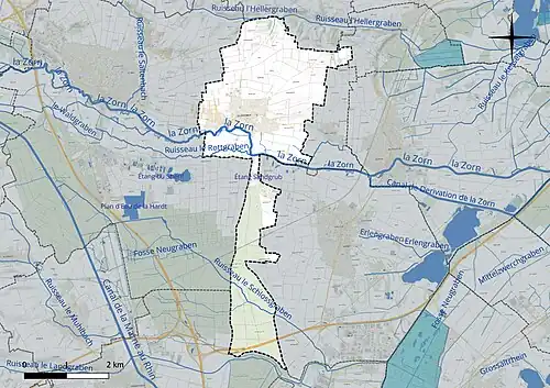 Carte en couleur présentant le réseau hydrographique de la commune