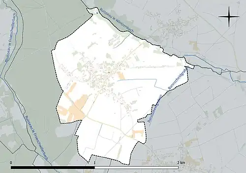 Carte en couleur présentant le réseau hydrographique de la commune