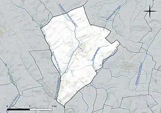 Carte en couleur présentant le réseau hydrographique de la commune