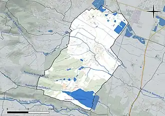 Carte en couleur présentant le réseau hydrographique de la commune