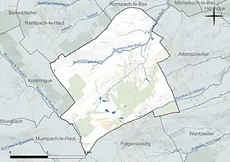 Carte en couleur présentant le réseau hydrographique de la commune