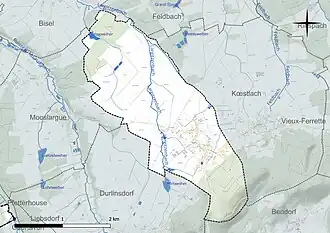 Carte en couleur présentant le réseau hydrographique de la commune