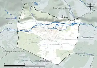 Carte en couleur présentant le réseau hydrographique de la commune