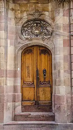 Porte rococo du no&nbsp;6.