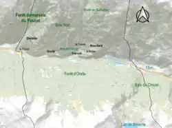 Carte en couleurs localisant les bois et forêts à Orelle avec le bois de Francoz au sud, Bois-Noir au centre-nord ou encore la forêt domaniale du Poucet à l'ouest.