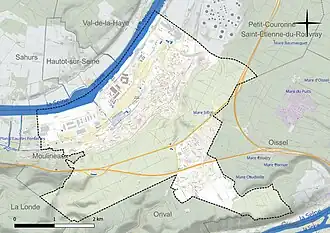 Carte en couleur présentant le réseau hydrographique de la commune