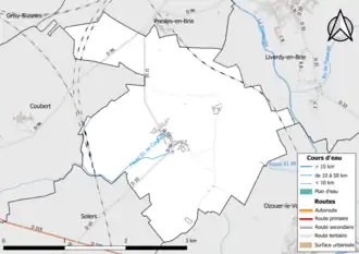 Carte en couleur présentant le réseau hydrographique de la commune