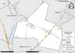 Carte en couleur présentant le réseau hydrographique de la commune