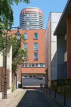 Le haut de la rue, en direction de la rue du Moulin-de-la-Pointe.