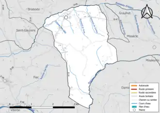 Carte en couleur présentant le réseau hydrographique de la commune