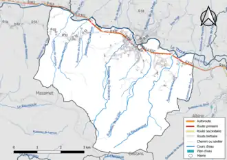 Carte en couleur présentant le réseau hydrographique de la commune