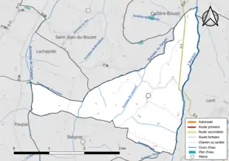 Carte en couleur présentant le réseau hydrographique de la commune