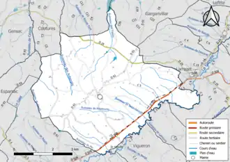 Carte en couleur présentant le réseau hydrographique de la commune