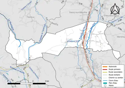 Carte en couleur présentant le réseau hydrographique de la commune