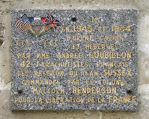 Plaque commémorative du no 8