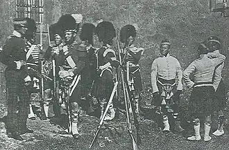 Photo d'officiers et d'hommes du 93e régiment d’infanterie, peu de temps avant leur engagement dans la guerre de Crimée, 1854, Üsküdar.