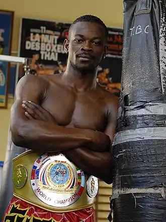 Image illustrative de l’article Aïello Batonon