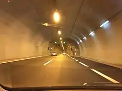 Tunnel de la A1 près de Ágios Konstantínos.
