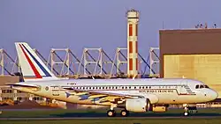 Description de cette image, également commentée ci-après