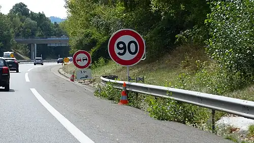 990 km/h pour traverser une zone en travaux, autoroute A410, Haute-Savoie.