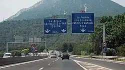 Jonction entre les autoroutes A570 et A57