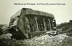 A7V no 542 Elfriede capturé par les troupes françaises le 24 avril 1918 à Villers-Bretonneux.