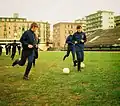 Entraînement au stade de l'équipe de l'Ajax Amsterdam (Mühren, Suurendonk et Hulshoff) en 1969