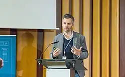 Description de cette image, également commentée ci-après