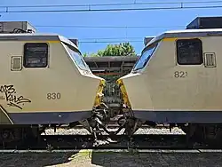 Deux AM75 couplées ensemble.