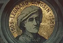 Médaillon de la façade de l'Hôtel de ville représentant Léonard Limosin.