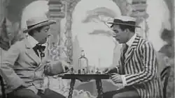 Description de cette image, également commentée ci-après